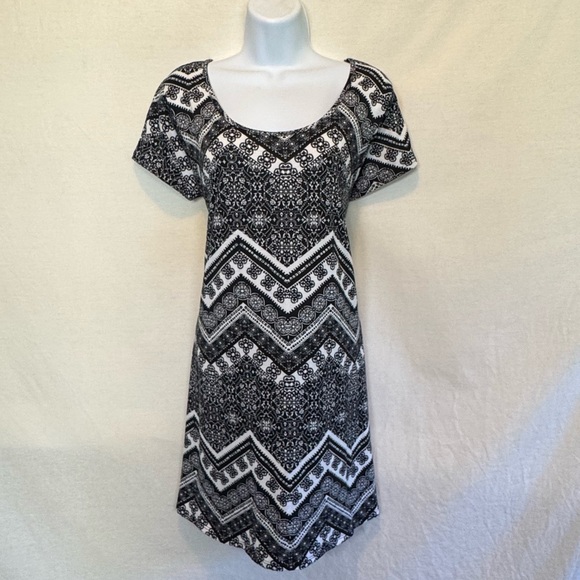 F-63 Joe Boxer Black &‎ White Short Sleeve MIDI Dress Size L - Picture 1 of 13